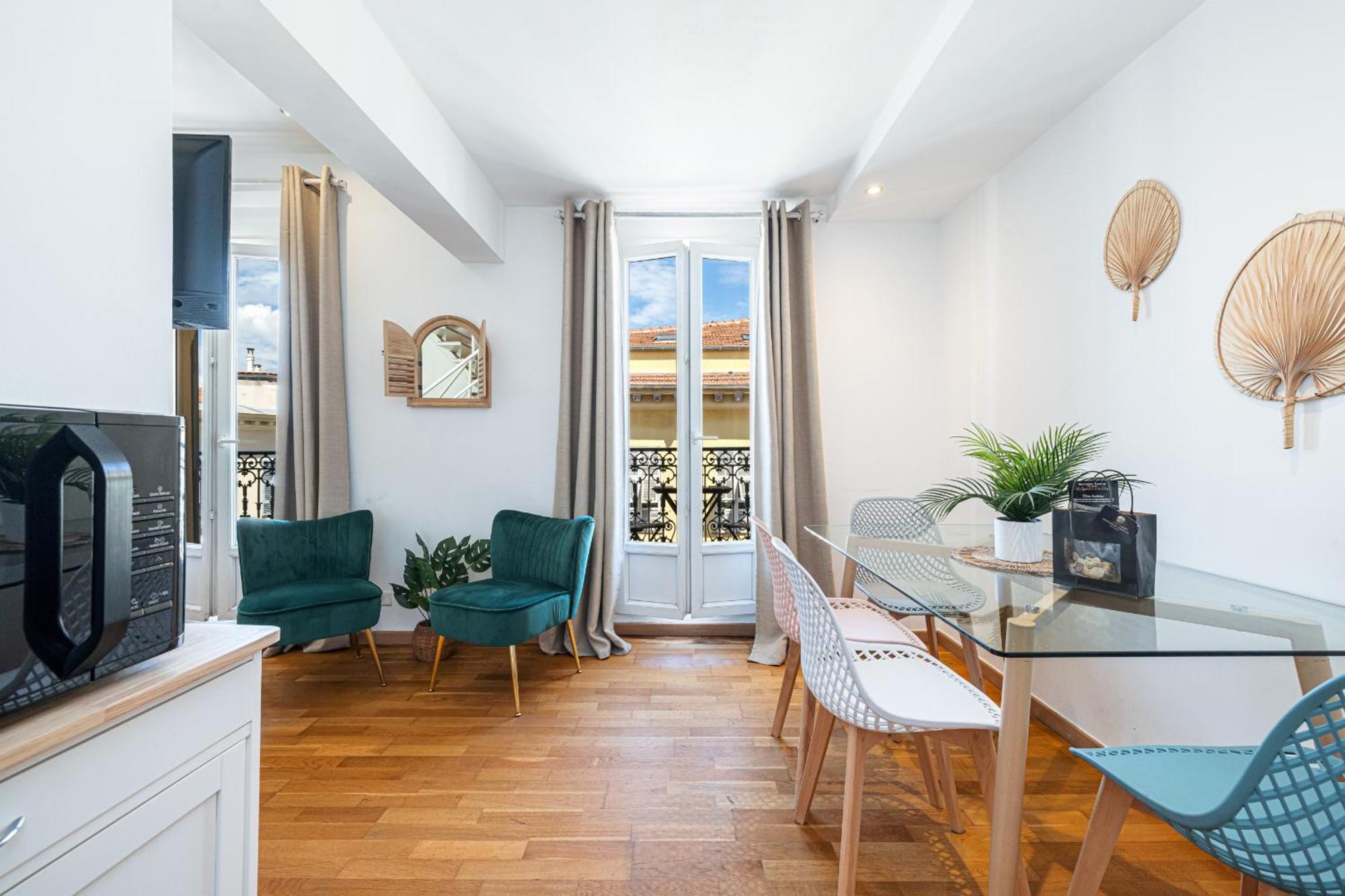 شقة Massena Street - 1 Bdr Duplex With Ac & Parking نيس المظهر الخارجي الصورة